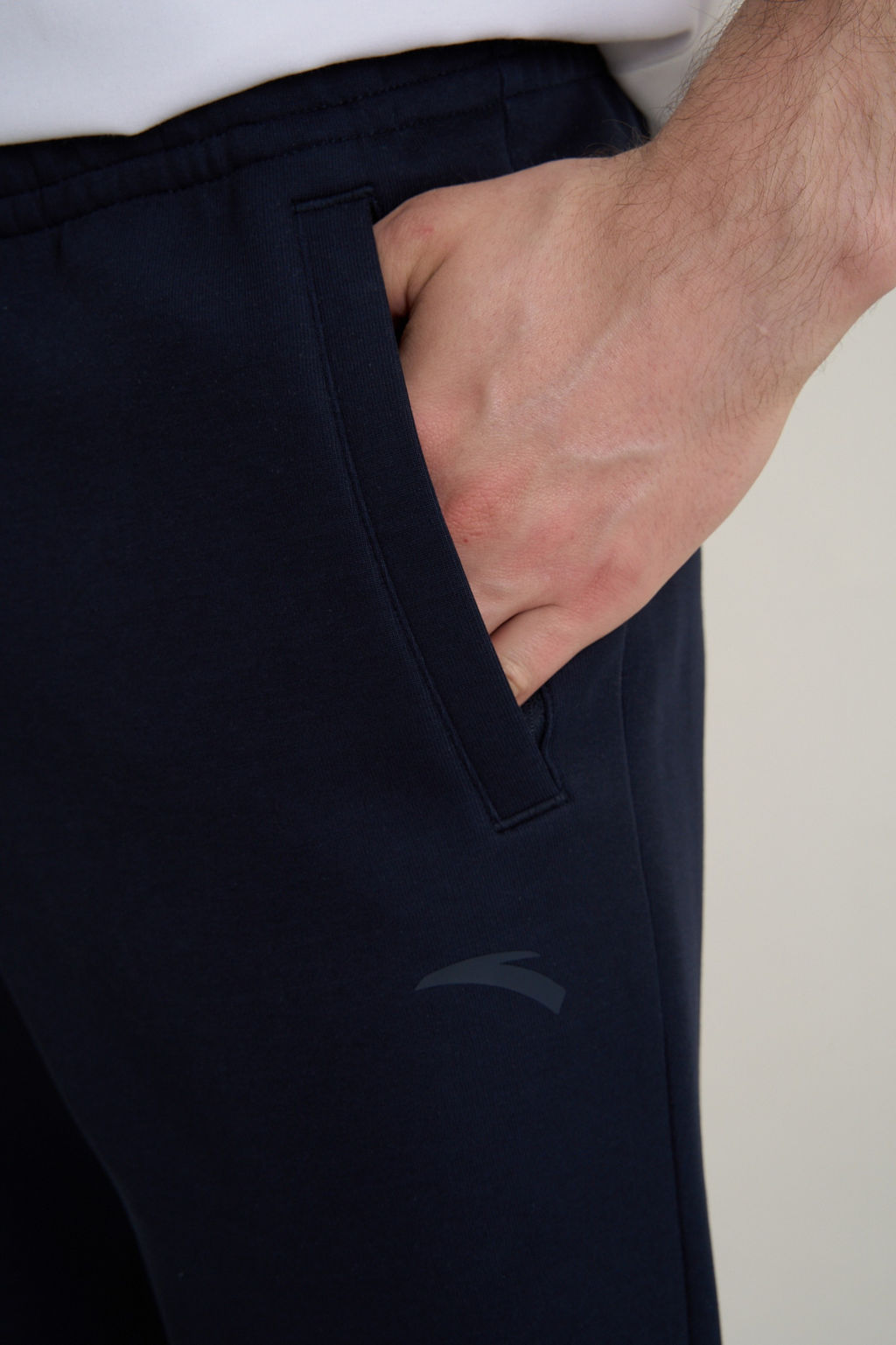 Брюки трикотажные Темно-синий TRN ESSENTIAL Knit Track Pants - Anta фото 8