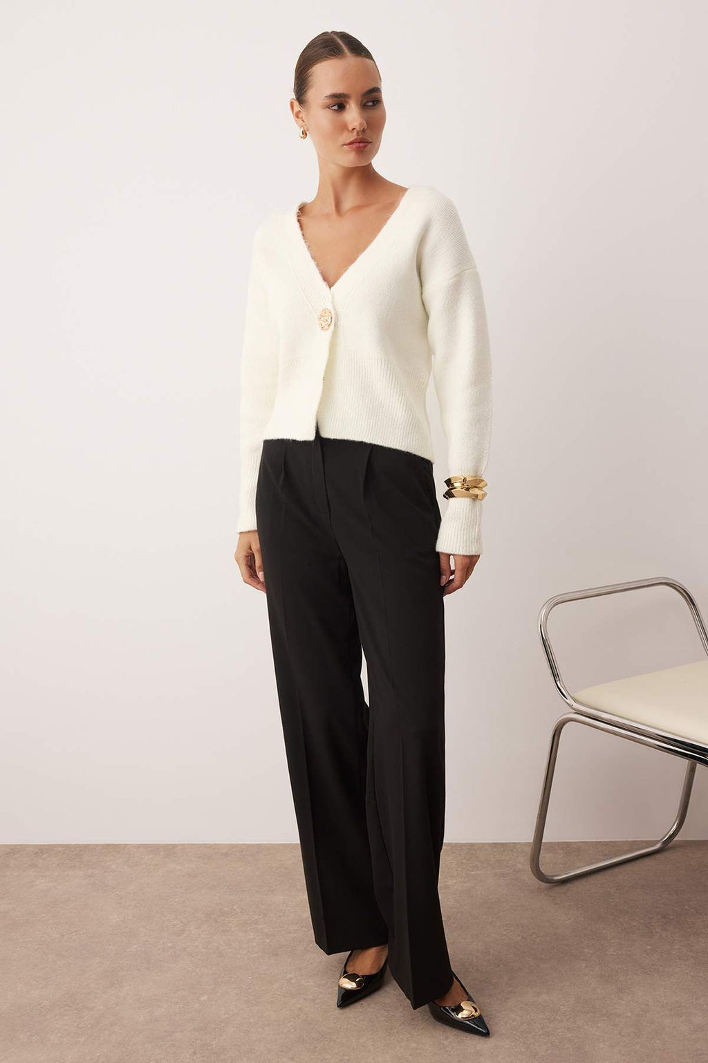 Siyah Yumusak Dokulu Dugme Detayl? Triko H?rka TWOAW26HI00212 - Trendyolmilla фото 2