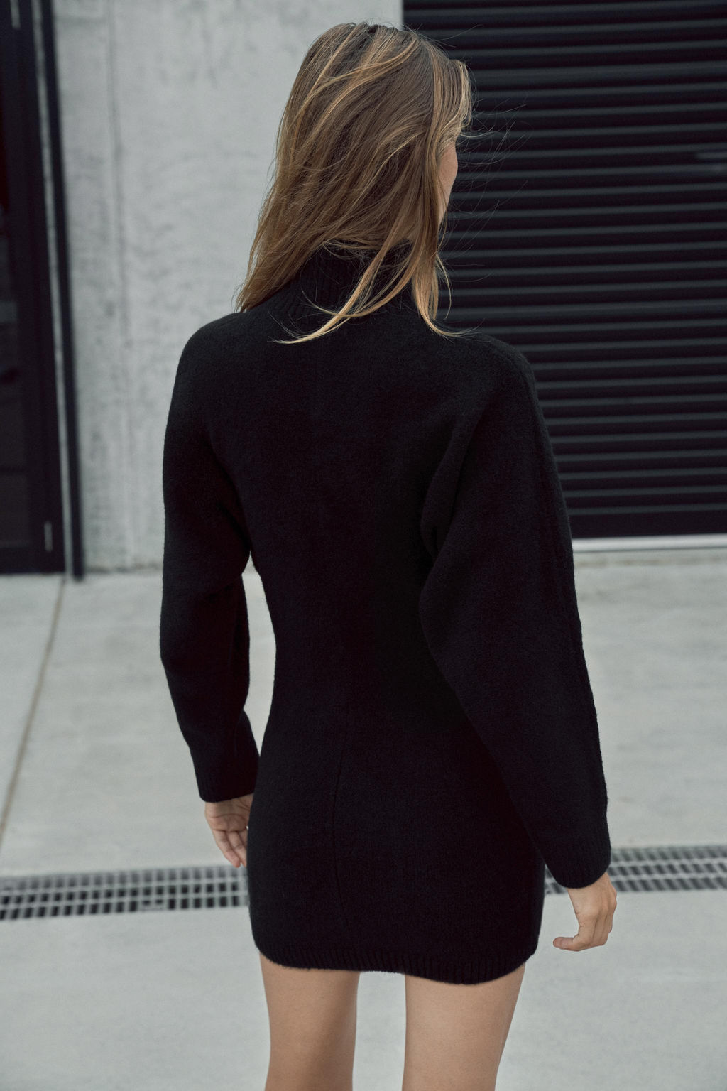 VESTIDO CORTO PUNTO SOFT / Negro - Zara фото 6