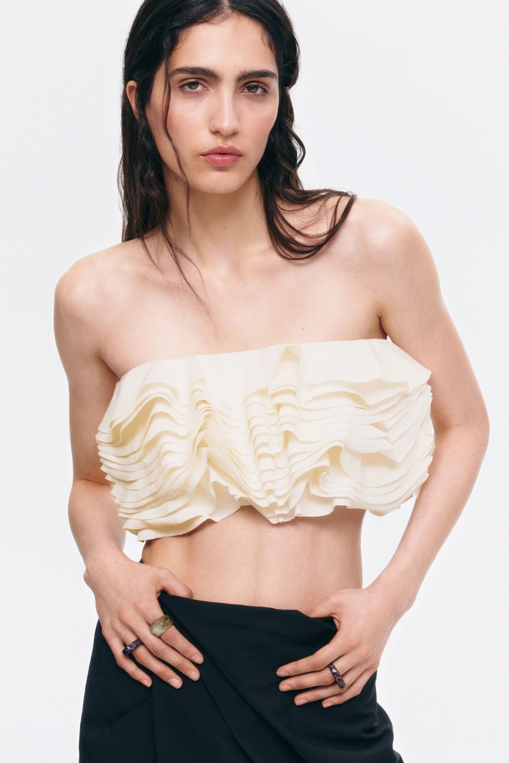 Crop top bandeau con volantes - H&m фото 4
