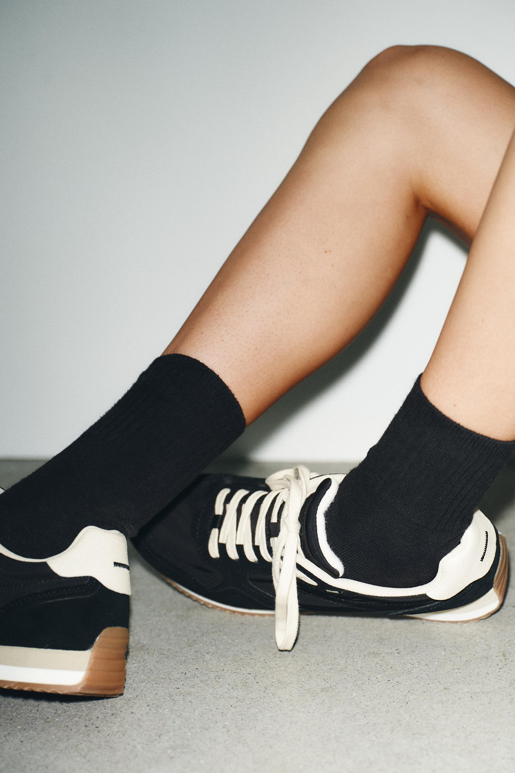 CONTRAST RUNNING TRAINERS - Zara фото 2