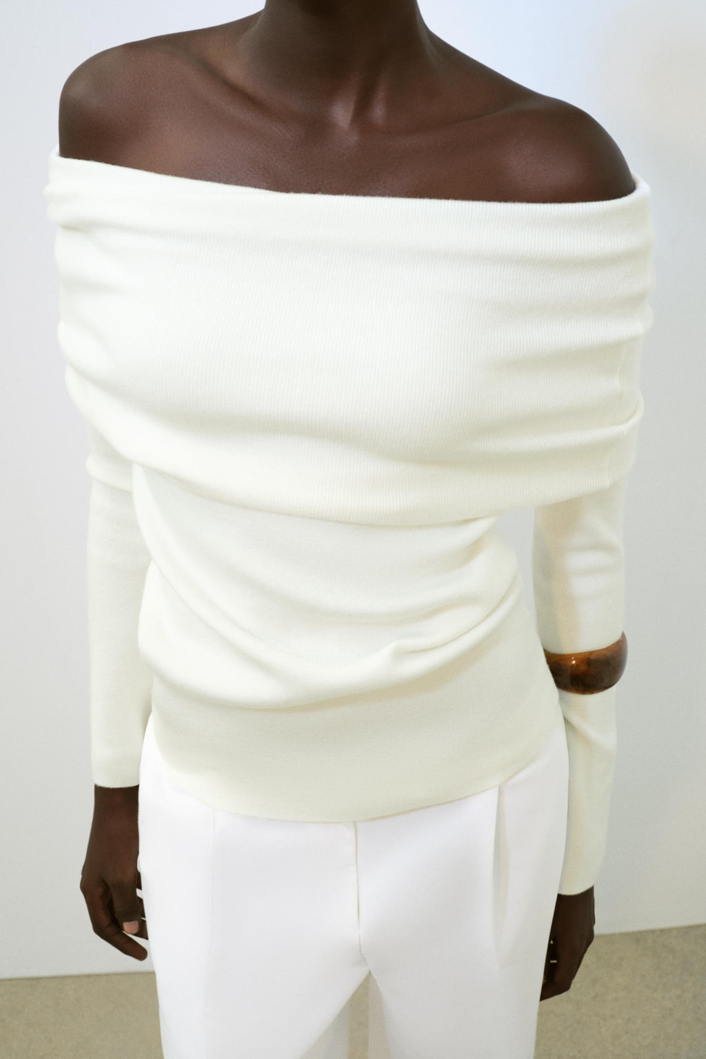 JERSEY PUNTO OFF SHOULDER / Blanco - Zara фото 2