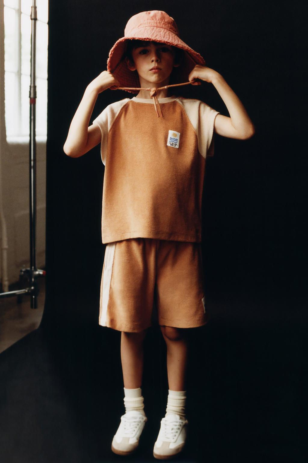 KONTRAST ETIKETLI HAVLU KUMAS T-SHIRT - Zara фото 4