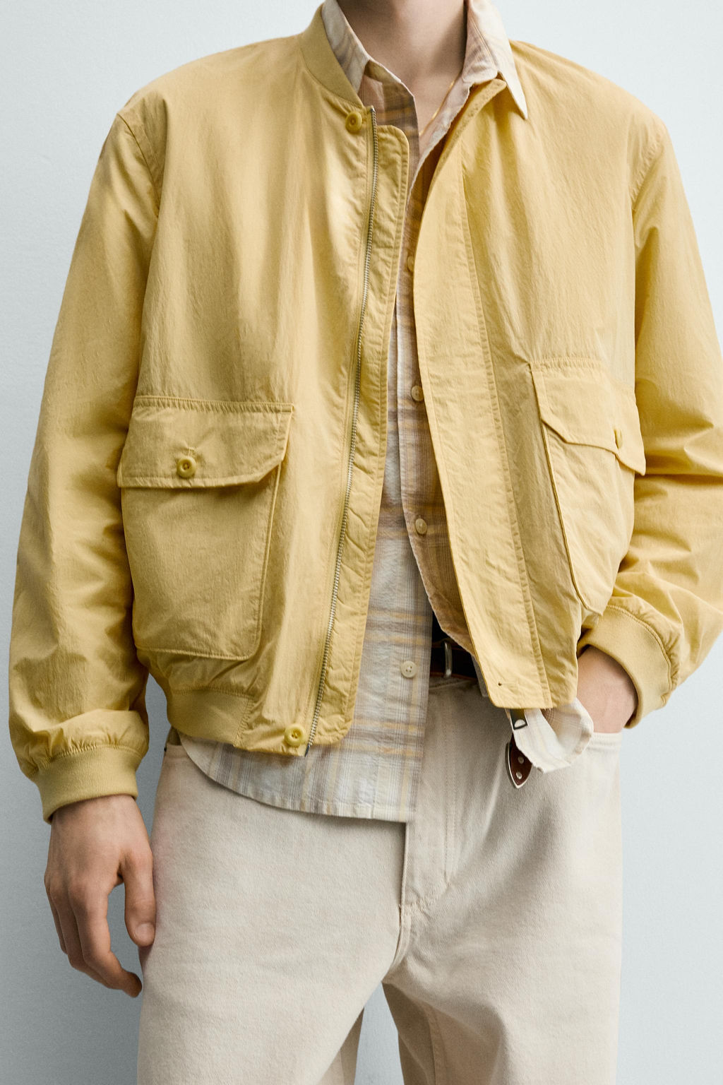 CAZADORA BOMBER T?CNICA REGULAR FIT / Vainilla - Zara фото 6