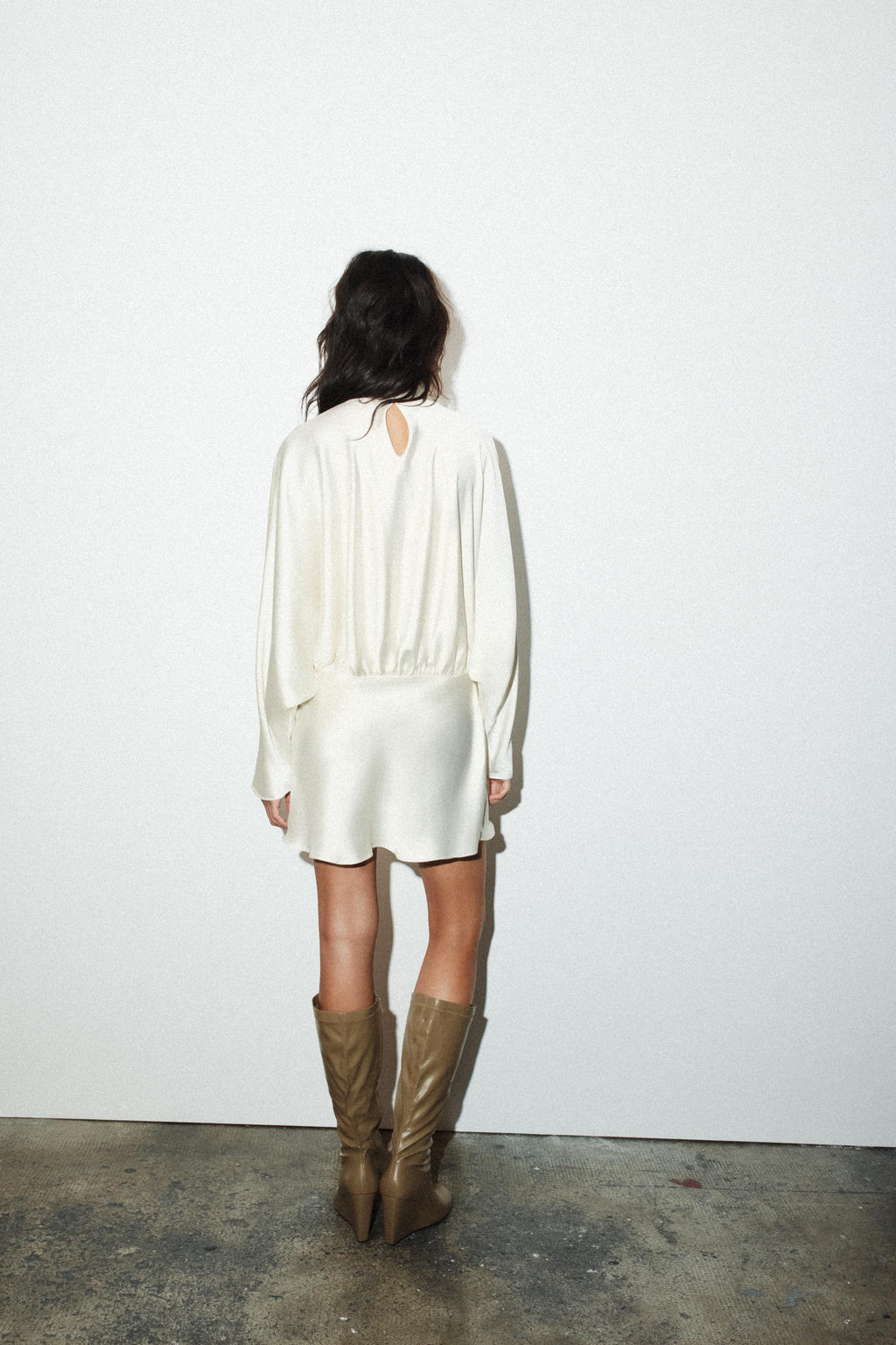SATIN FOULARD SHORT DRESS - Zara фото 6