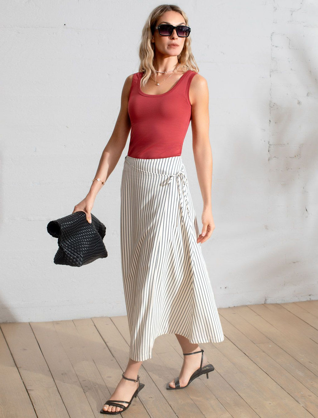 Юбка миди на запАх в полоску из легкого хлопкового поплина - Vilatte фото 4