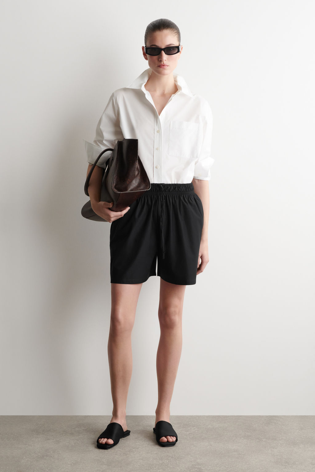 RUCHED-WAIST SHORTS - H&m фото 2