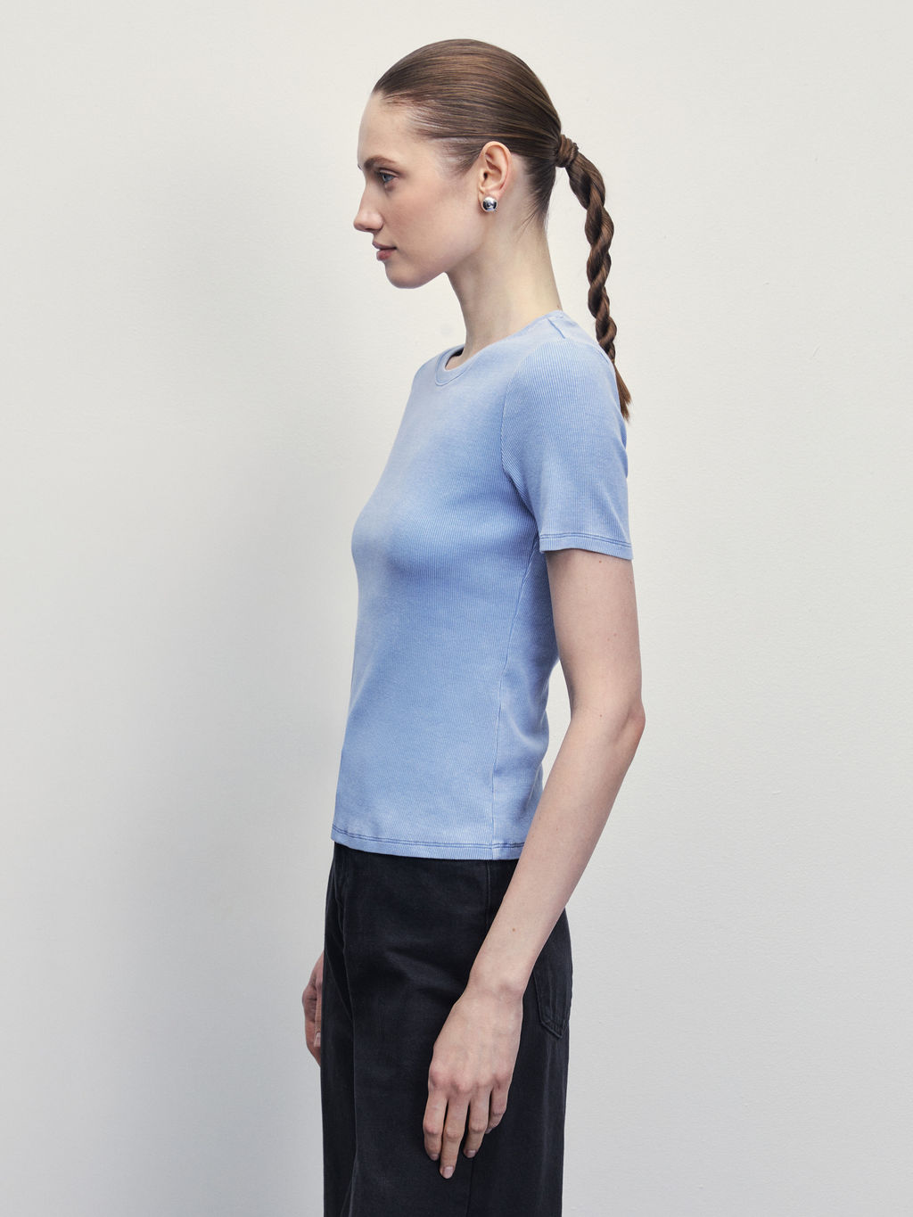 Базовая футболка с эффектом стирки / Zarina  фото 4