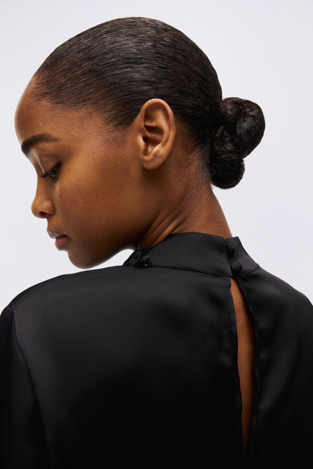 Blusa de sat?n con detalle de chal - H&m фото 9