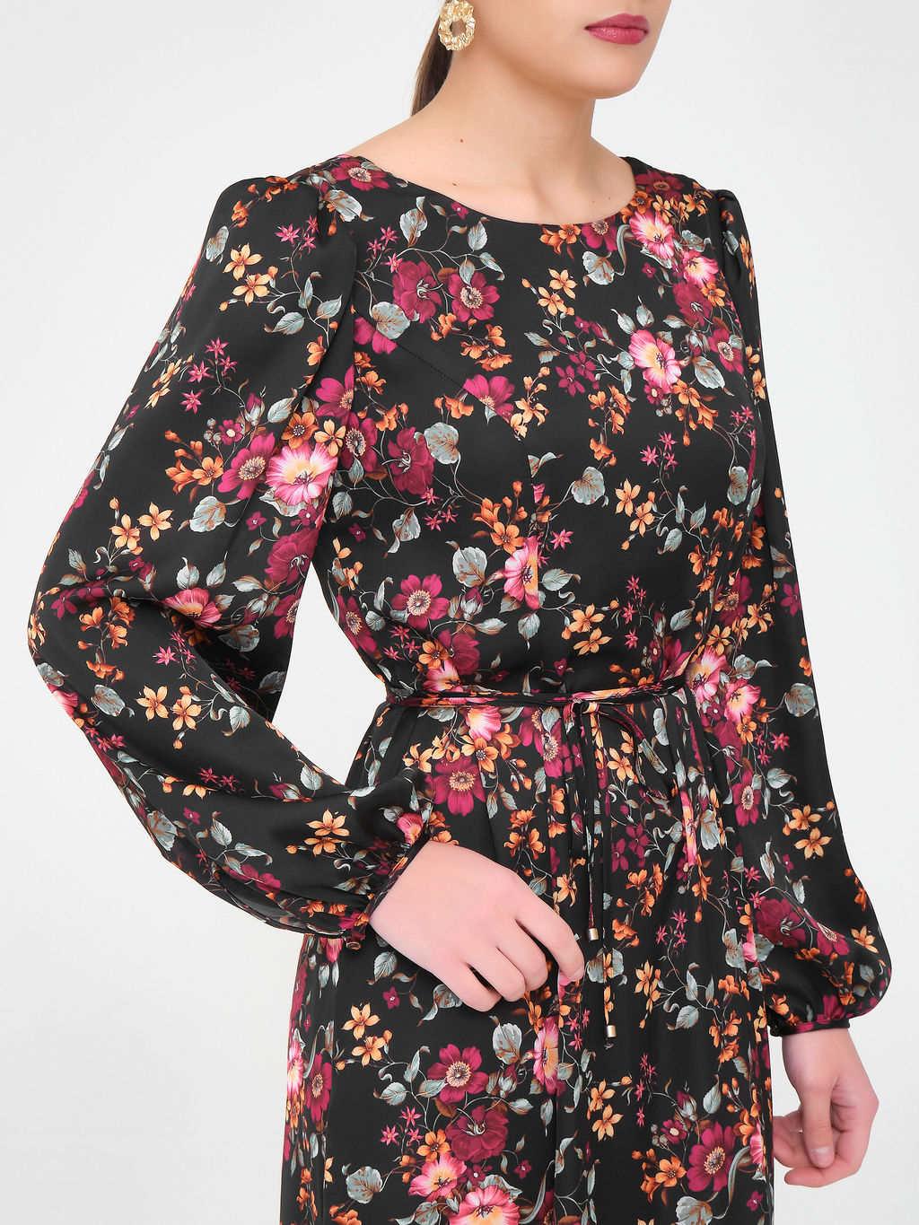 Платье с фигурным вырезом Новый год