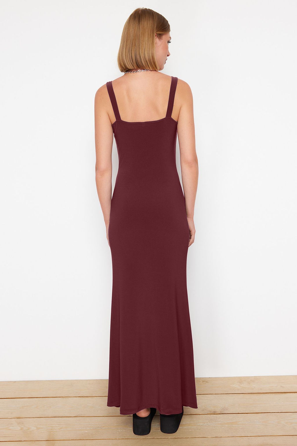 TRENDYOLMILLA Siyah Kal?n Ask?l? Fitted/Vucuda Oturan Esnek Orme Maxi Kalem Elbise TWOSS24EL00137  фото 5