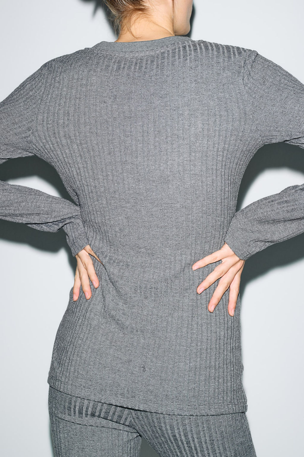 MAMA Top en punto de canale con escote en V - H&m фото 4