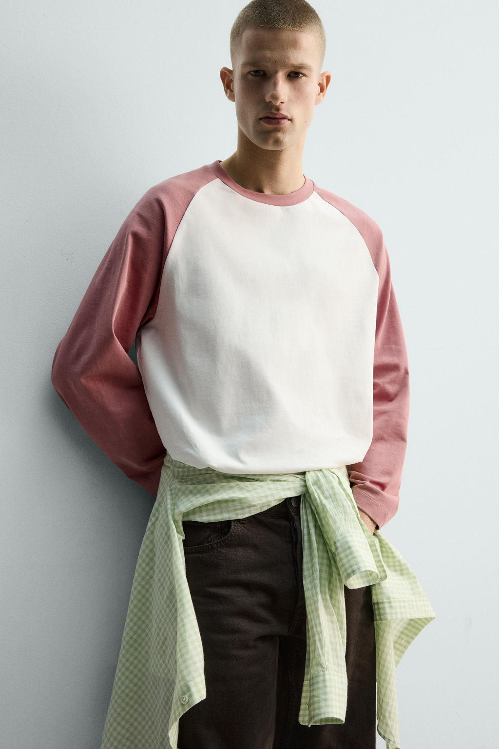 CAMISETA COLOR BLOCK / Blanco / Rosa