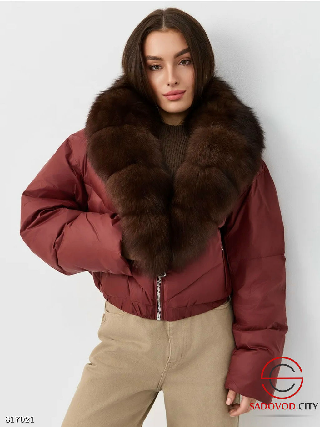 Зимний пуховик женский