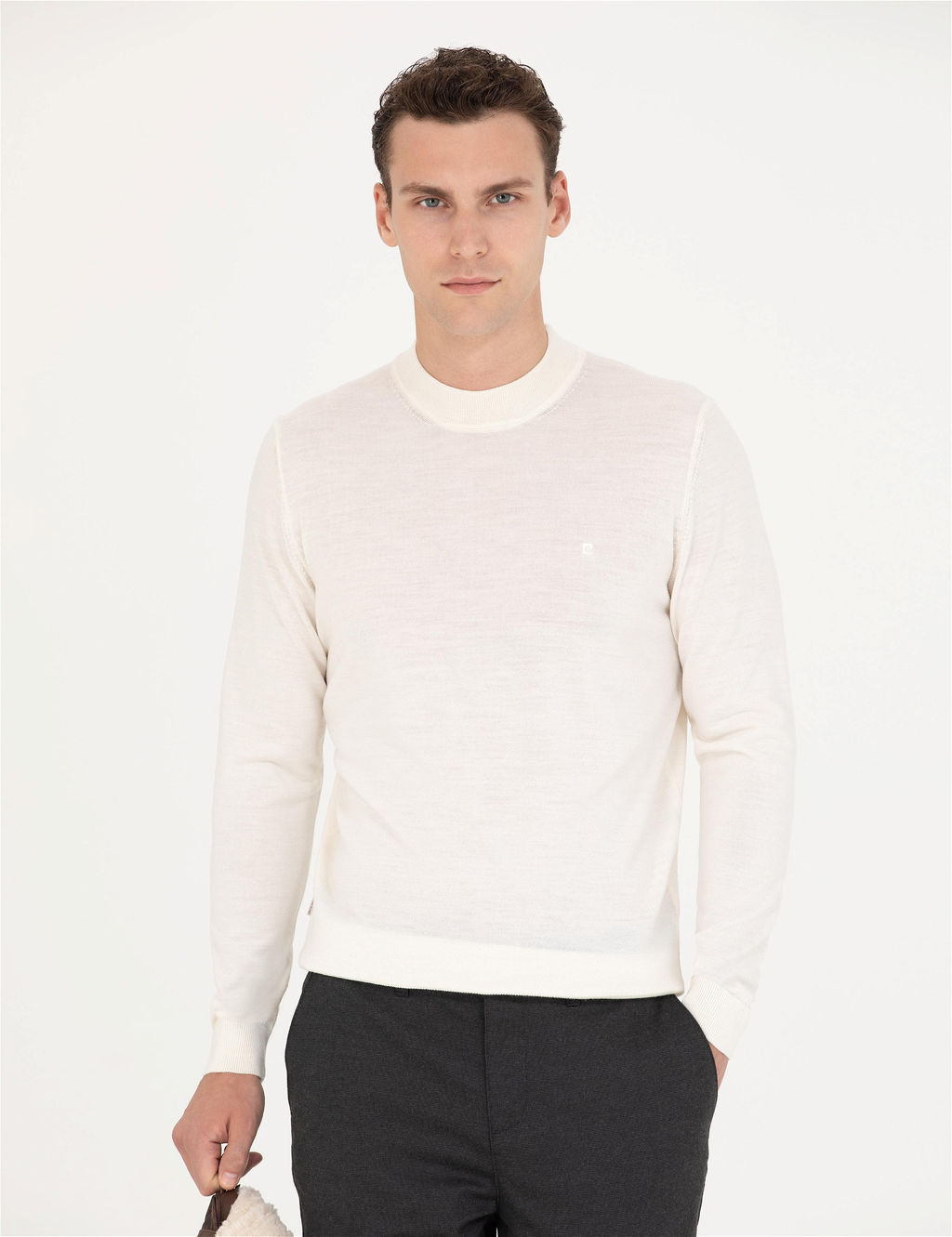 Ekru Regular Fit Bato Yaka Y_n Kar___ml_ Basic Triko Kazak