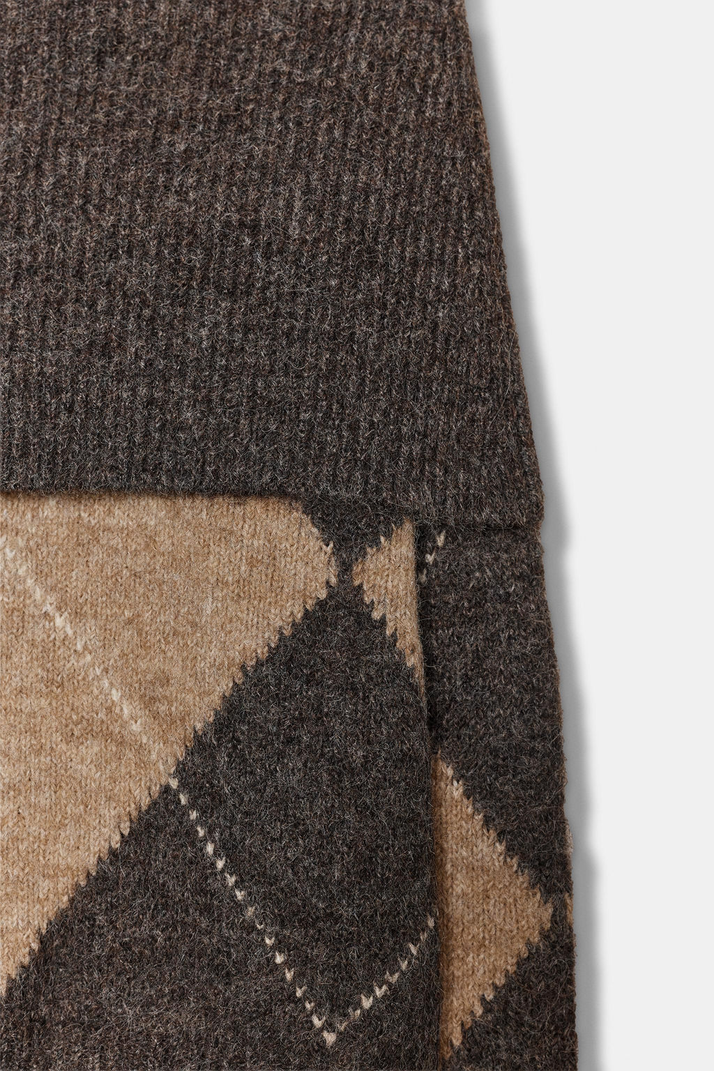 JERSEY PUNTO PALABRA DE HONOR ROMBOS / Gris / Beige
