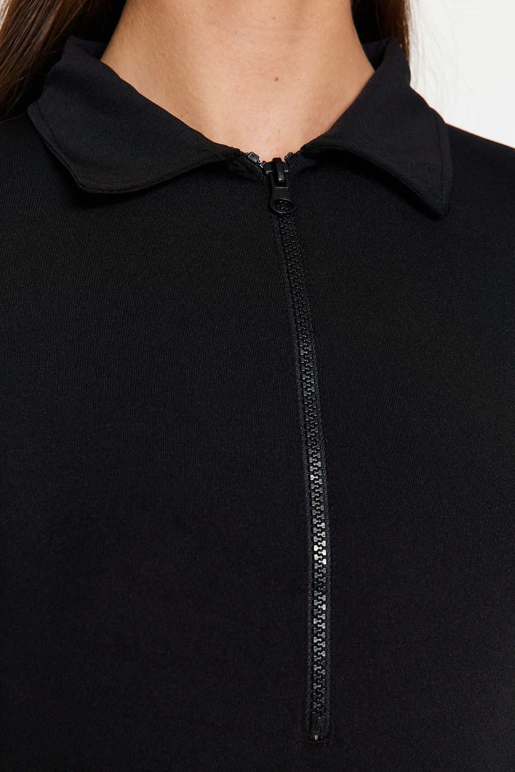 Siyah Fermuar Yaka Detayl? C?tc?tl? Esnek Orme Body TWOAW24BD00005