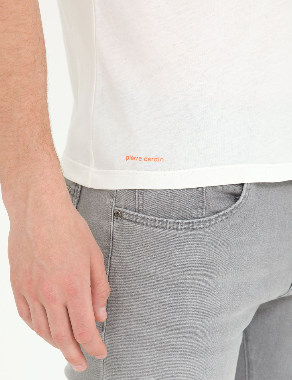 Ekru Slim Fit Bisiklet Yaka Ti__rt