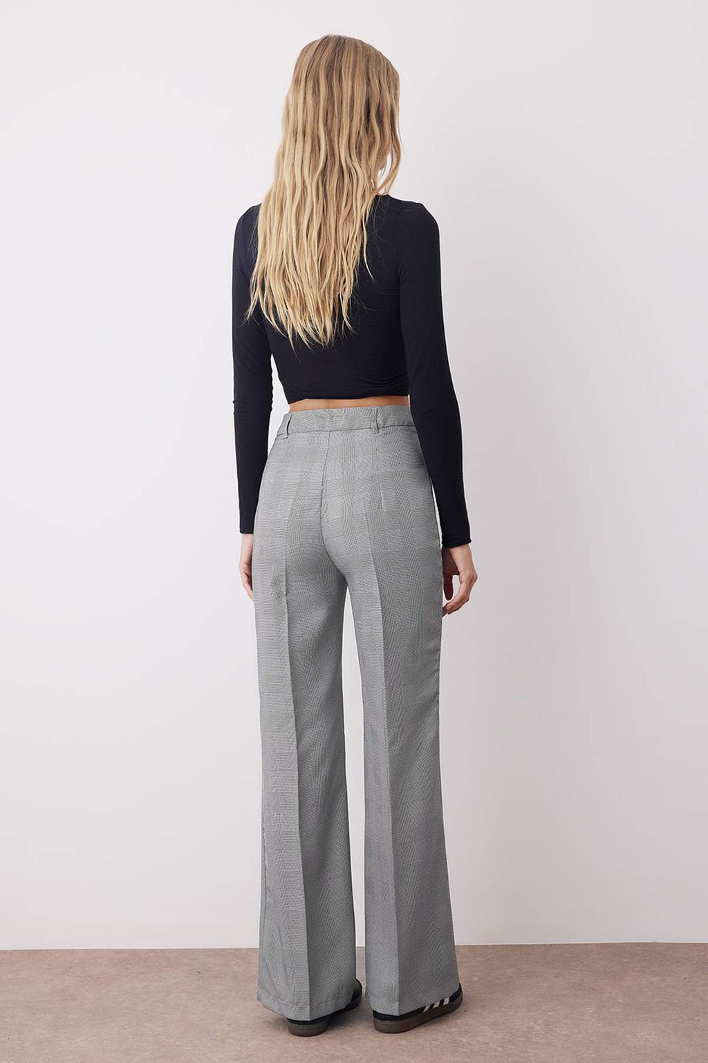 Gri Ekoseli Flare Kumas Pantolon TWOAW26PL00067