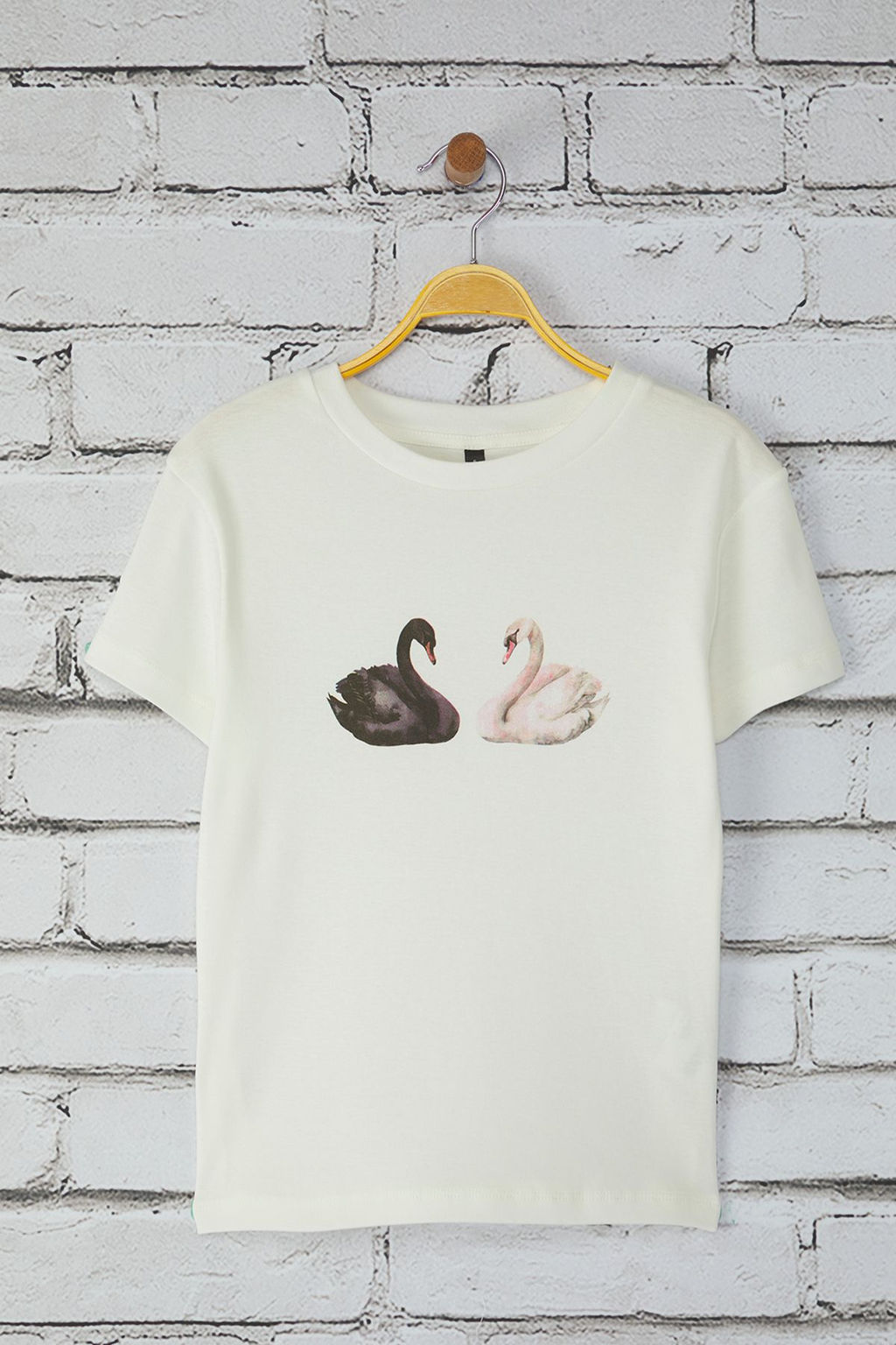 Ekru Kugu Bask?l? Fitted/Vucuda Oturan Orme T-Shirt TWOSS25TS00095