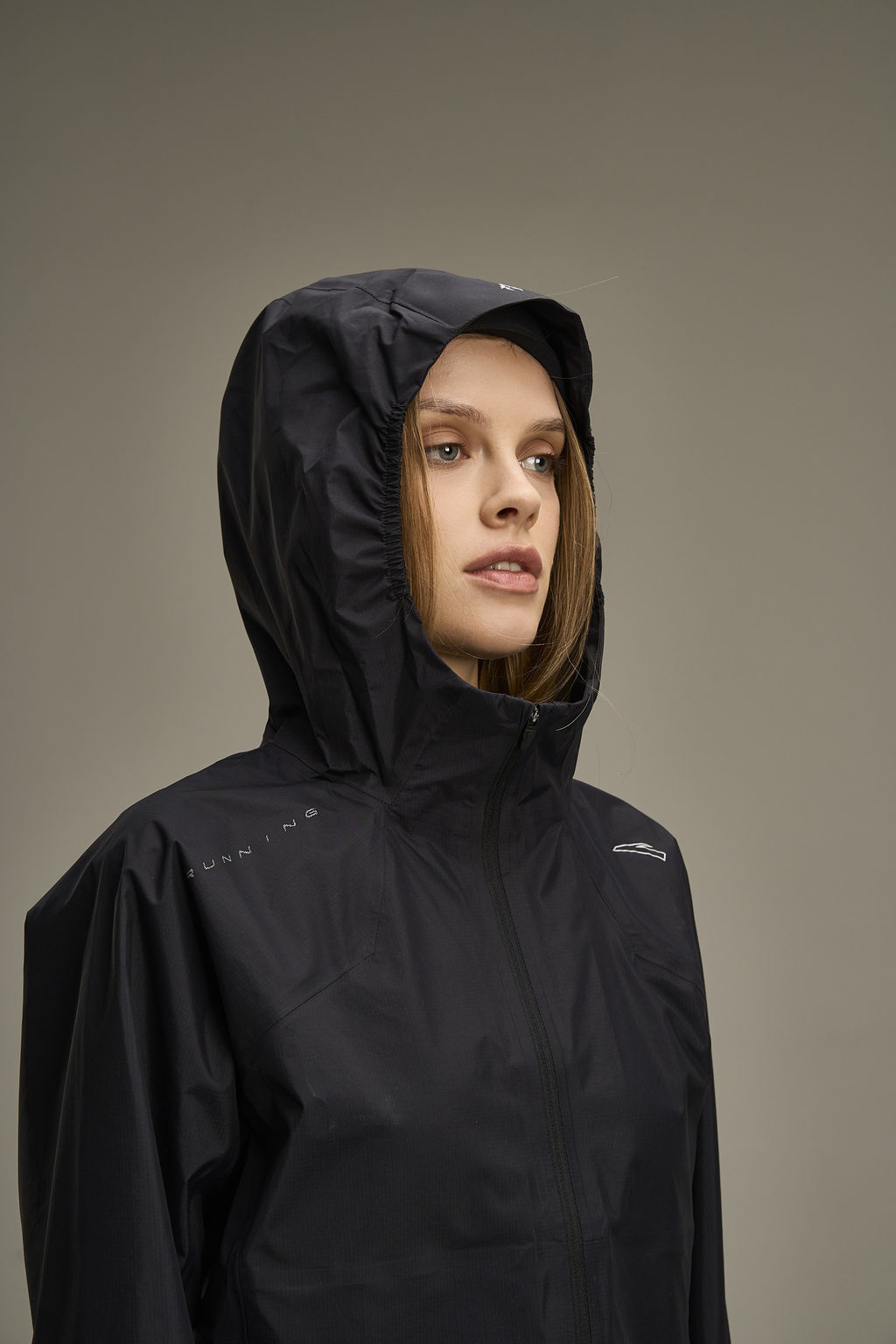 Куртка Черный ADVANCED RUNNING Woven Track Top - Anta фото 10