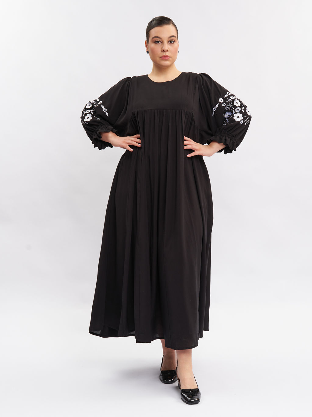 Платье А-силуэта с вышивкой PP29104BLK01 - Артесса фото 2