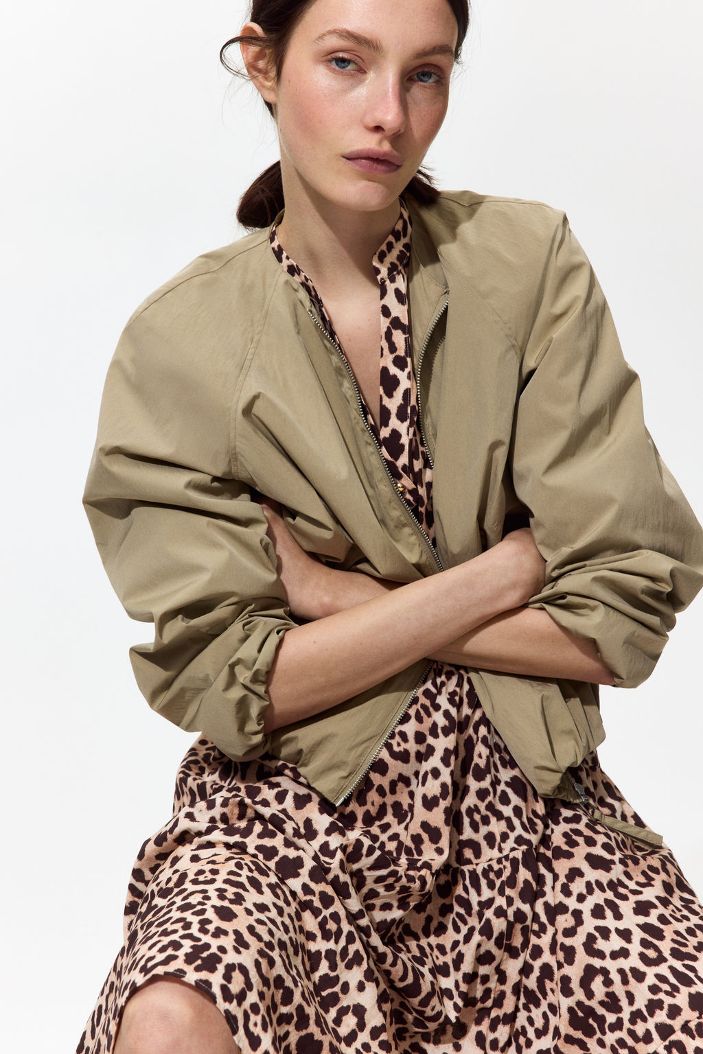 Vestido escalonado de corte midi - H&m фото 6
