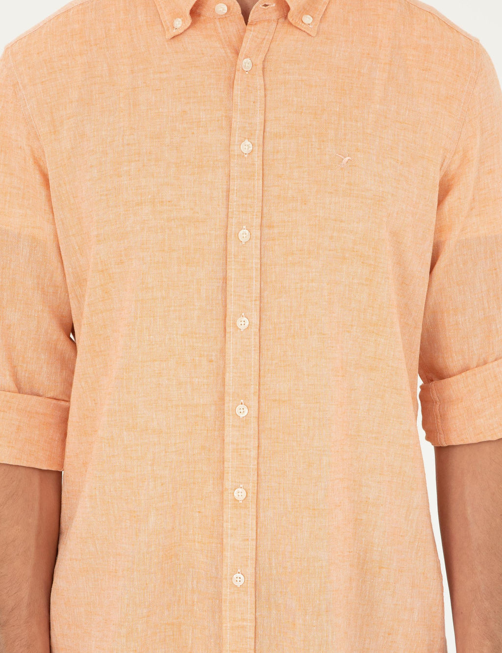 Оранжевая рубашка узкого кроя из смесового льна