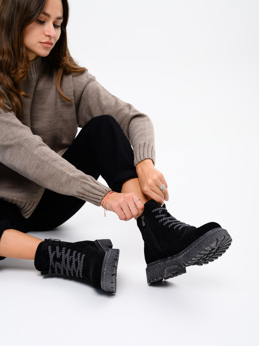 Ботинки 319.22511gr.Черный замша/мех