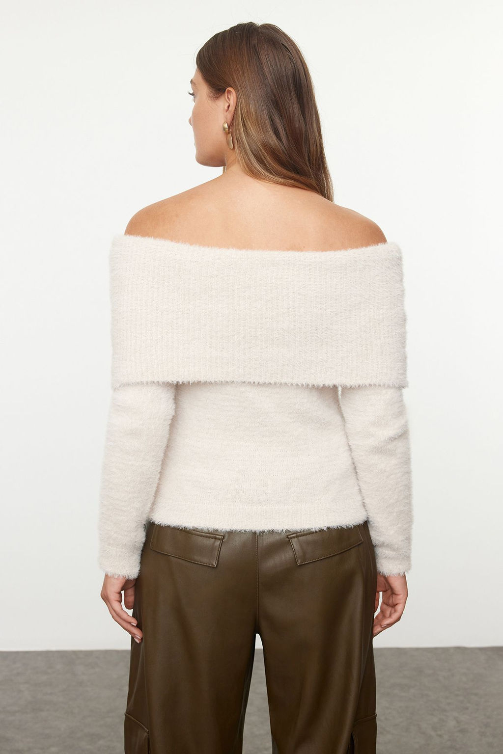 Tas Carmen Yaka Tuylu/Sakal Iplikli Triko Kazak TWOAW24KZ00121 - Trendyolmilla фото 5