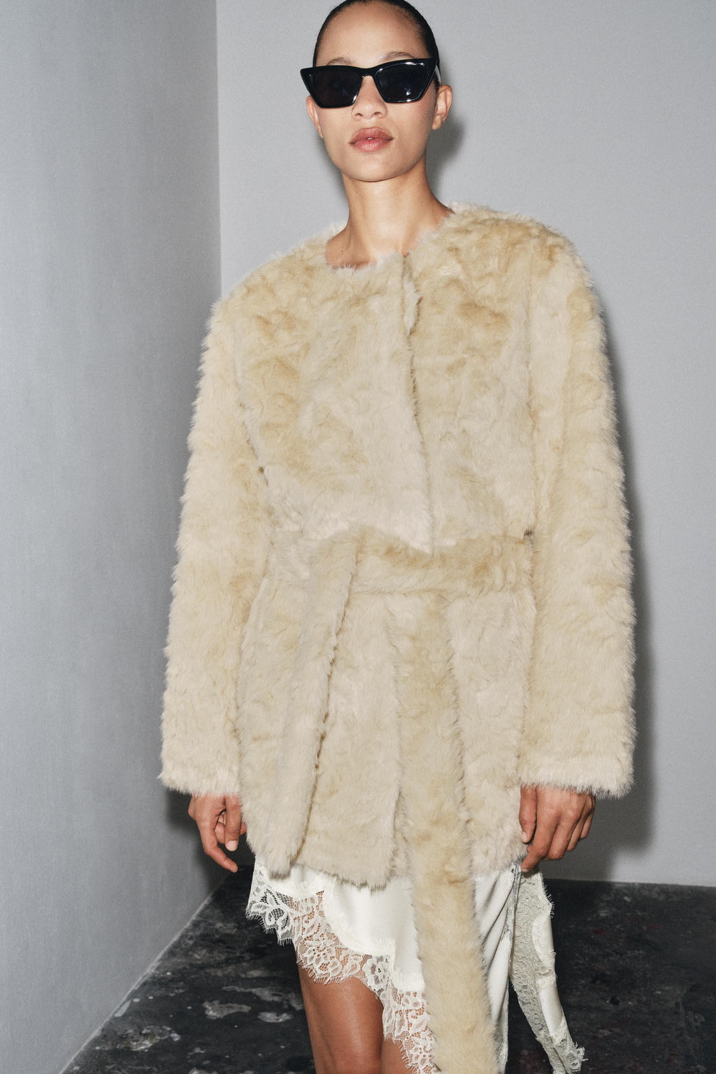 ZW COLLECTION FAUX FUR BELTED JACKET - Zara фото 8