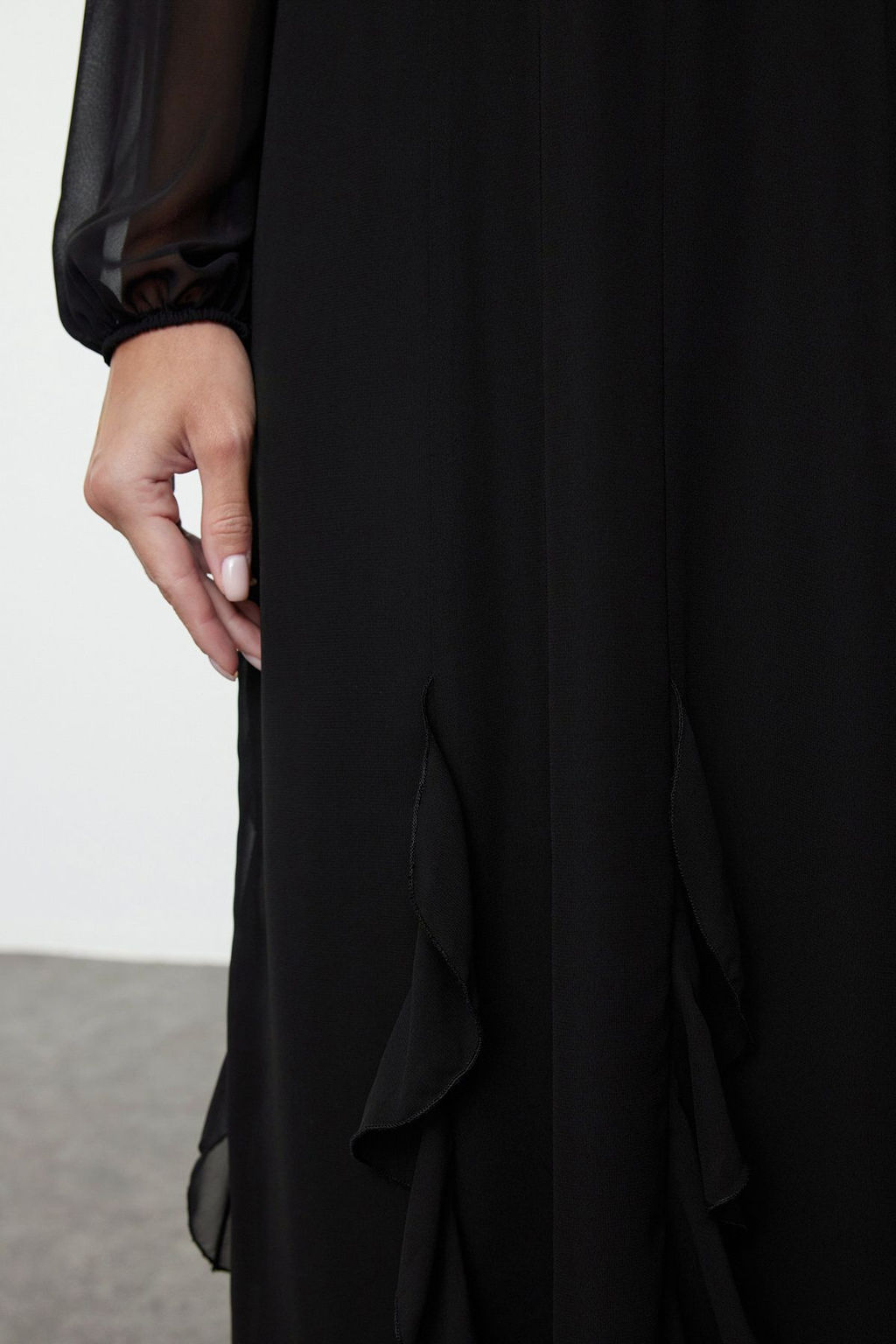 Trendyolmilla Siyah F?rf?rl? Sifon Midi Dokuma Elbise TWOAW25EL00383  фото 4