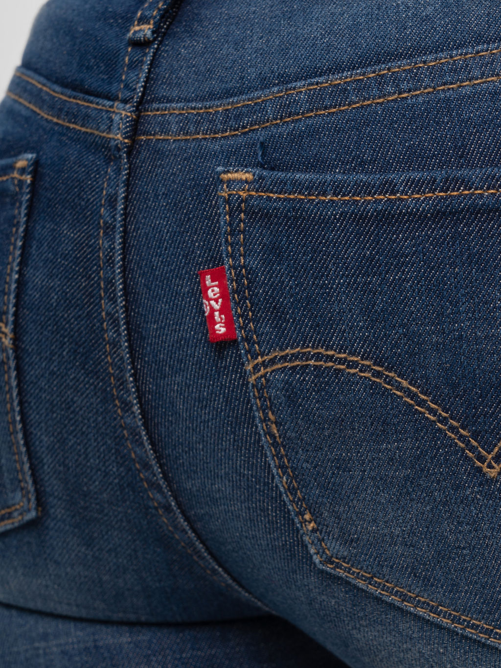 Джинсы женские