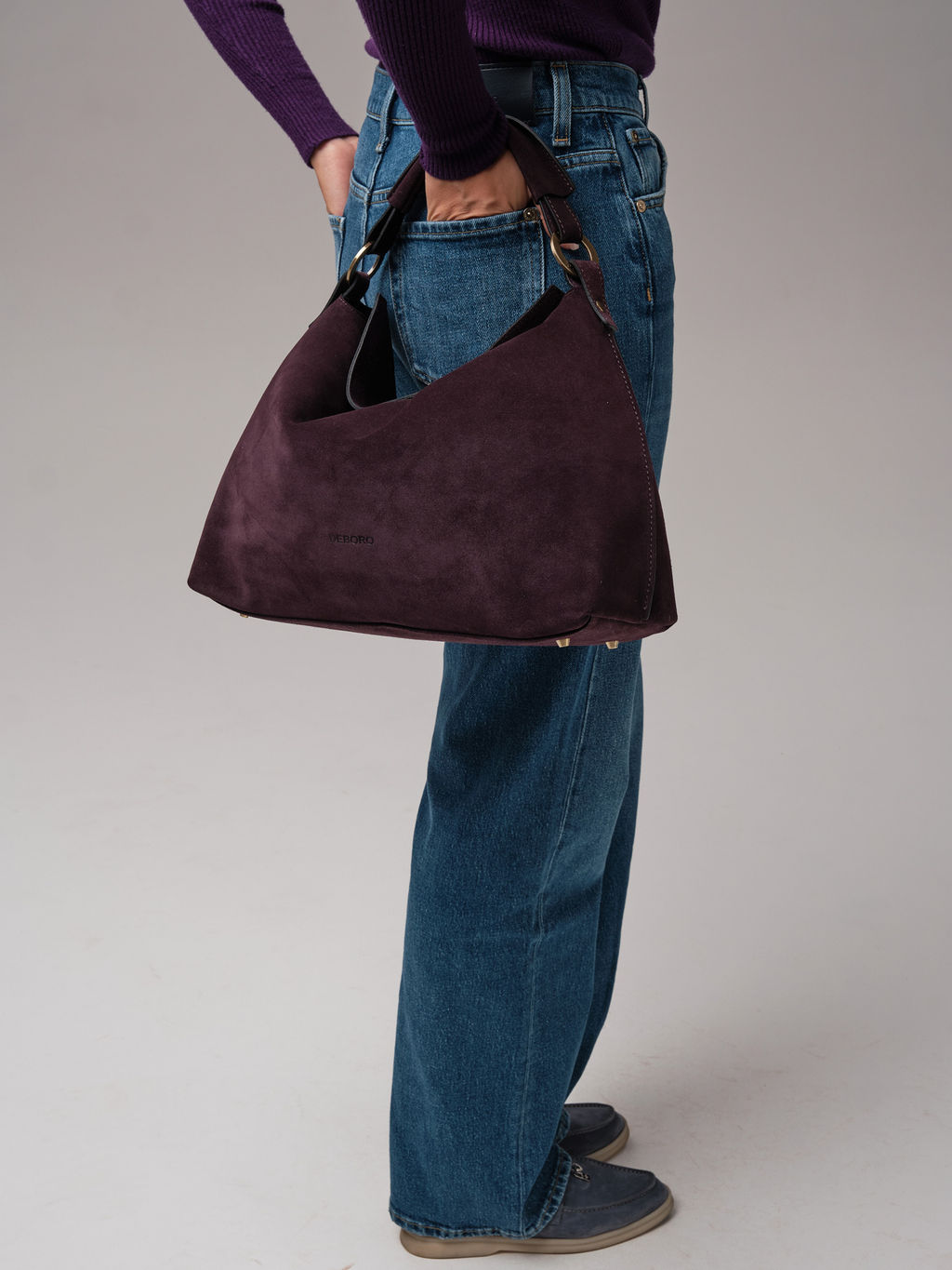 Замшевая сумка хобо Deboro 30900 сливовый
