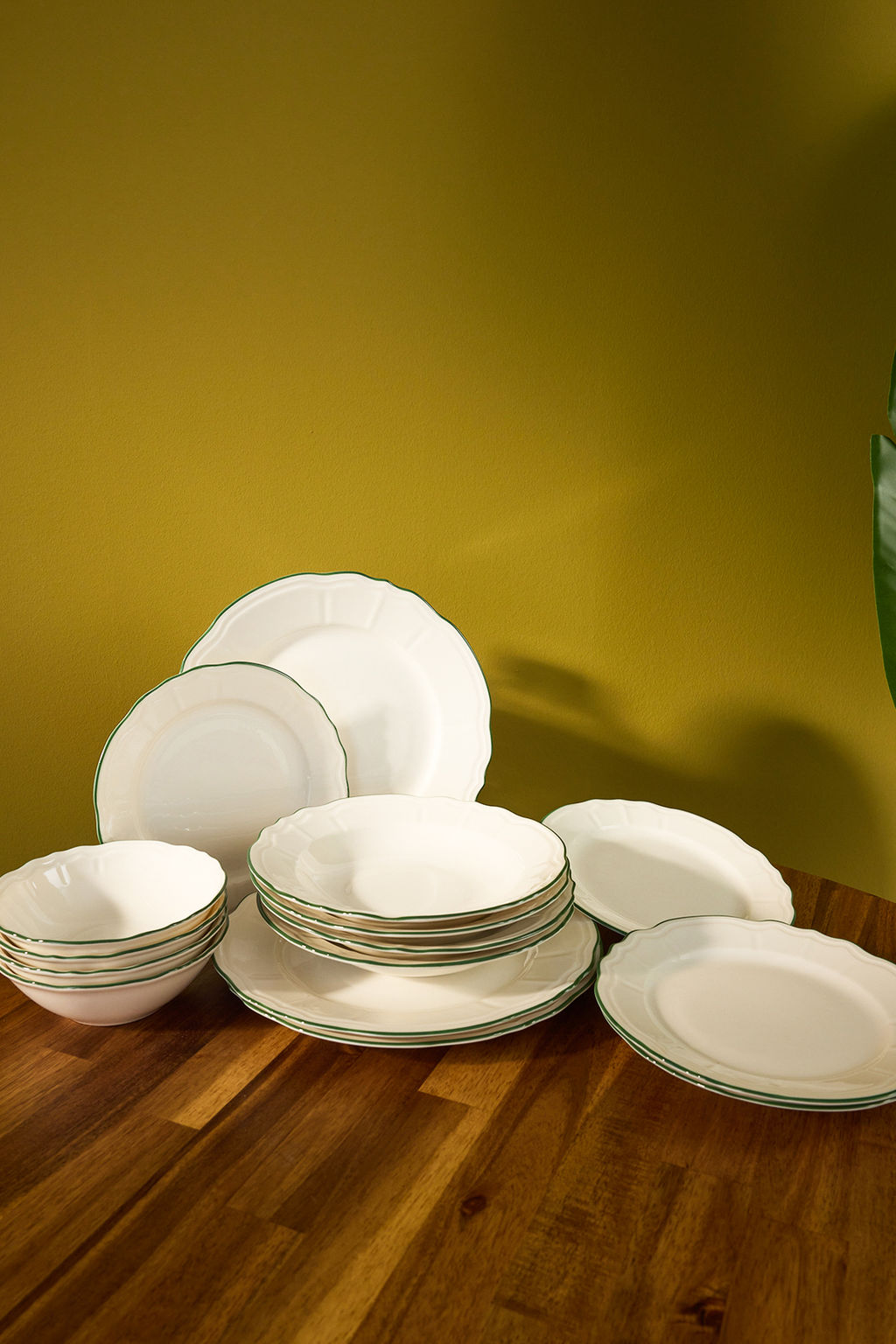 16 Parca Porselen Kase&Cukur&Pasta&Servis Tabag? Seti TPHSS25TBK00025