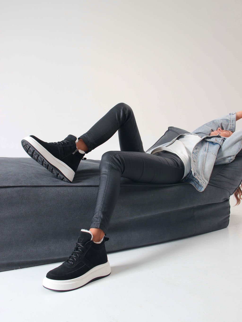 Ботинки 260.windyw. черный замш/Мех