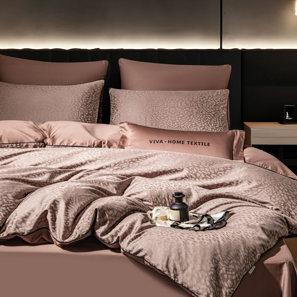 Комплект постельного белья на резинке Сатин-Жаккард Тессоро MTR005 Евро 4 Наволочки