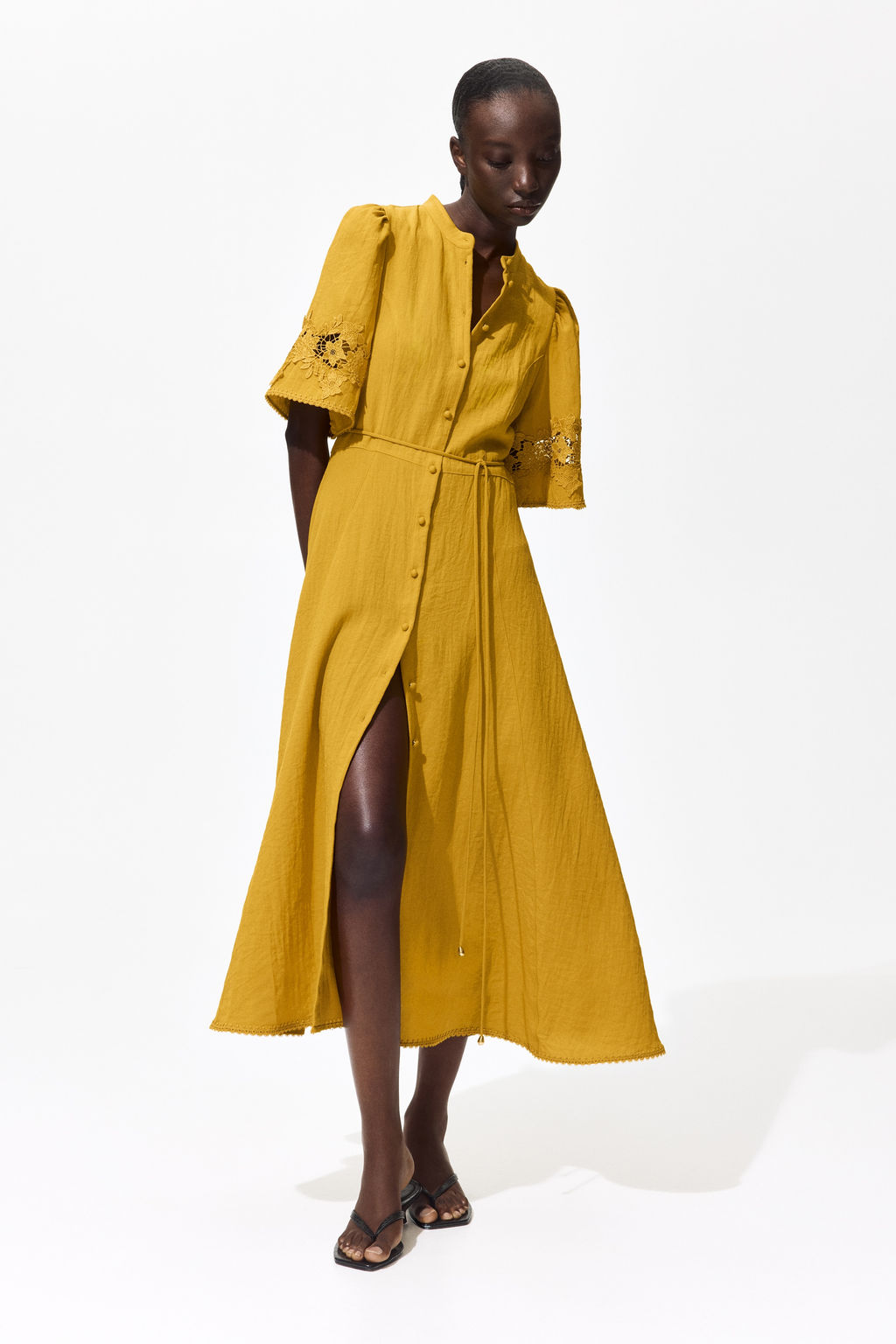 Vestido efecto arrugado con bordado ingl?s - H&m фото 8