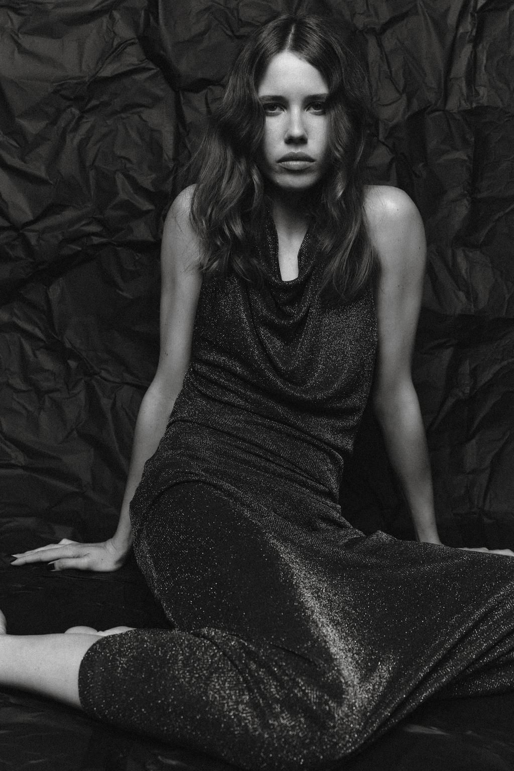 METALLIC THREAD OPEN BACK MAXI DRESS - Zara фото 3