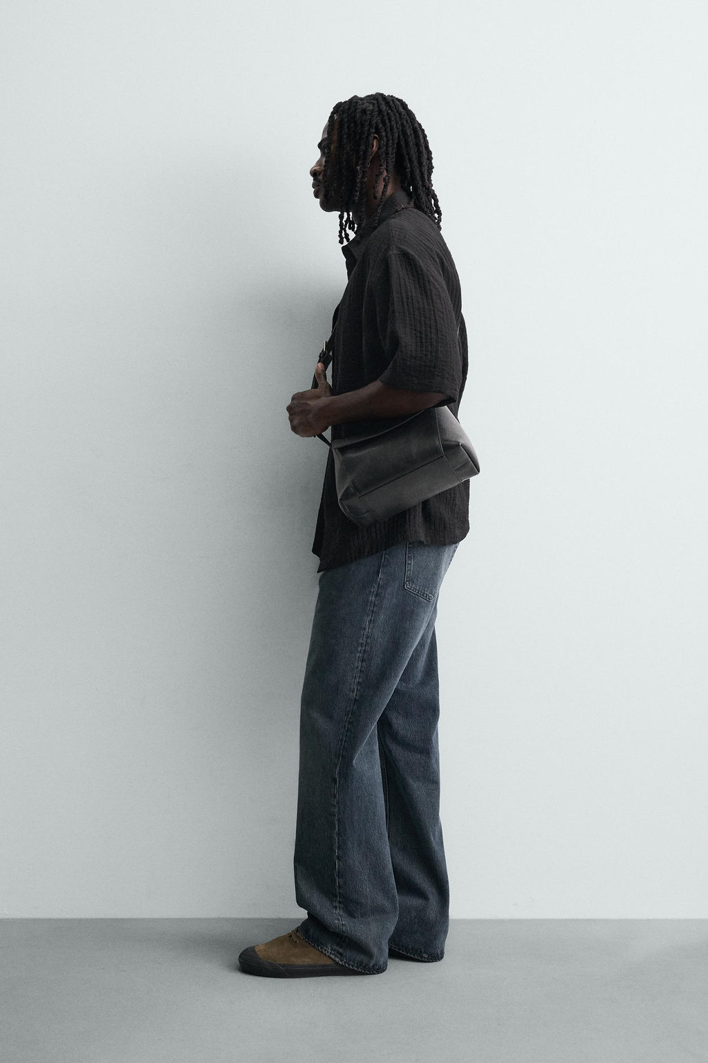 CAMISA FLUIDA ESTRUCTURA / Negro - Zara фото 4