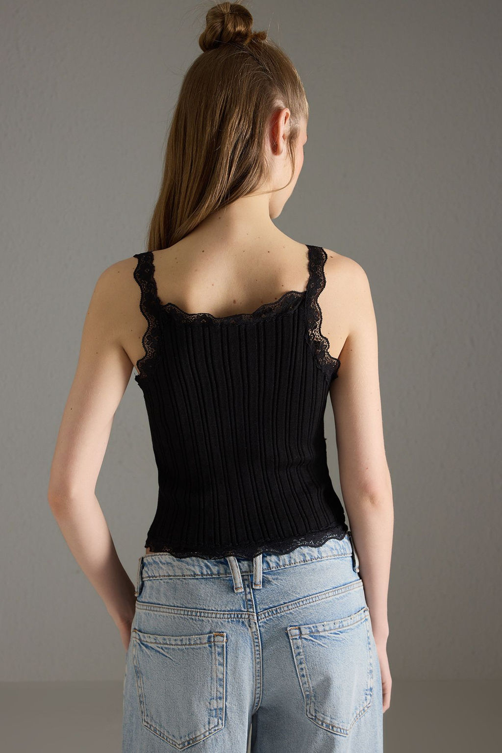 Siyah Dantel Detayl? Triko Ince Bluz TWOSS25BZ00177