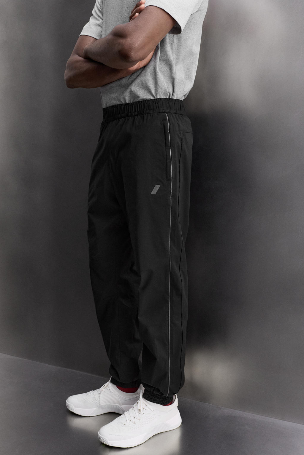 TECHNICAL JOGGING TROUSERS - Zara фото 9