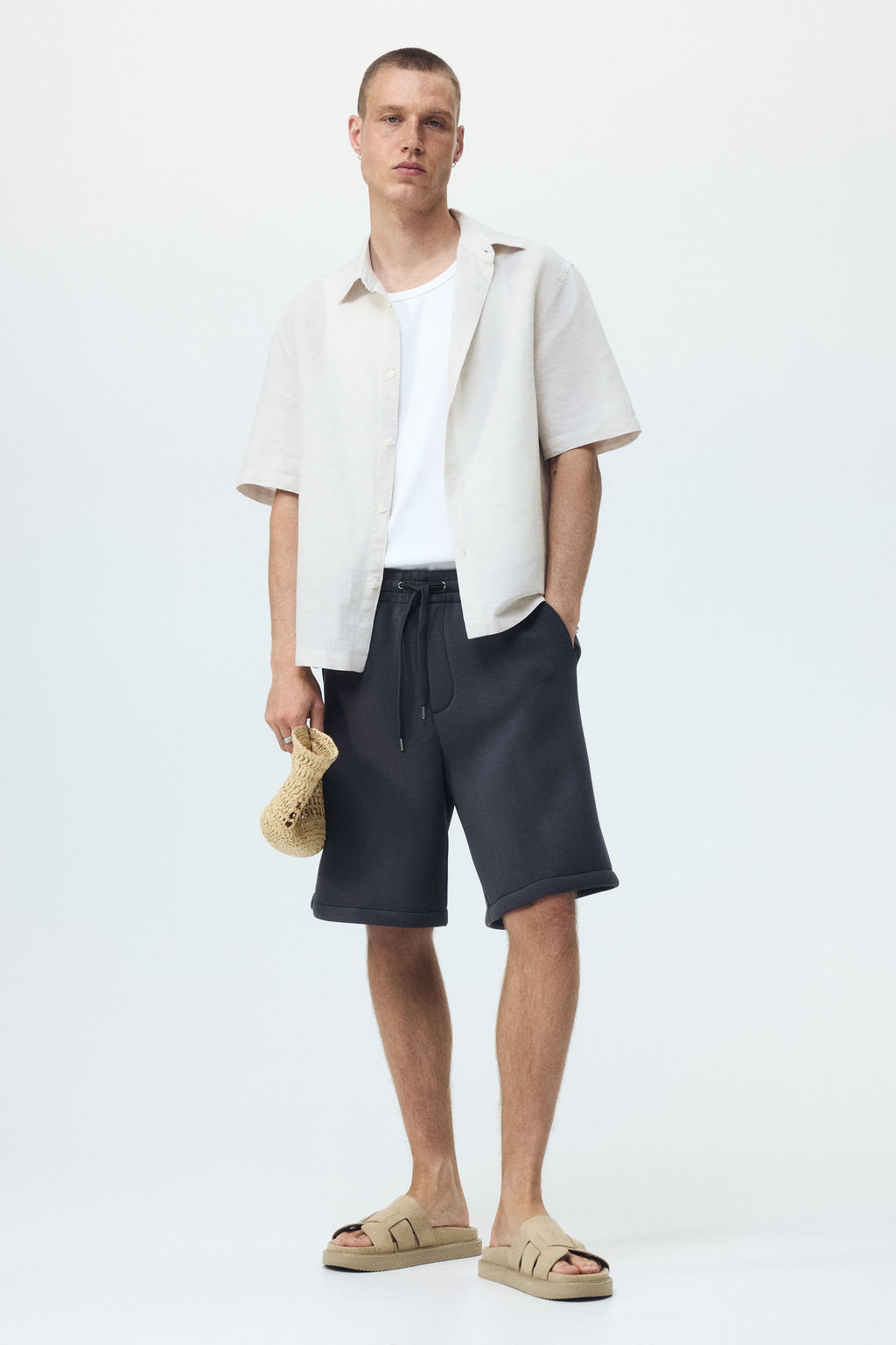 Pantal?n corto efecto neopreno Relaxed Fit - H&m фото 5