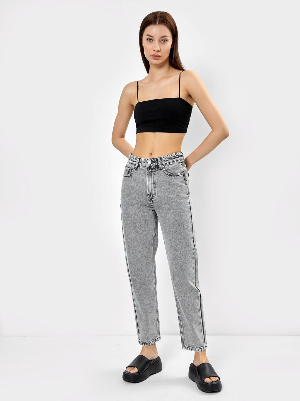 Джинсы женские mom fit светло-серые - Mark formelle фото 2