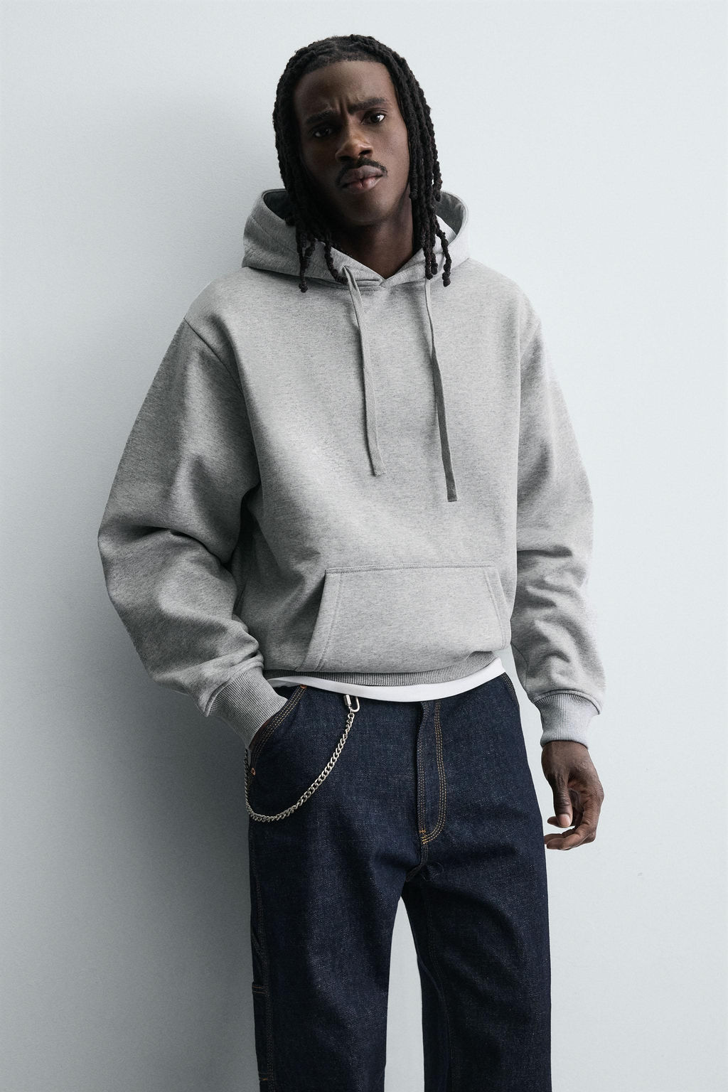SUDADERA CAPUCHA HEAVYWEIGHT B?SICA / Gris vigor? - Zara фото 5