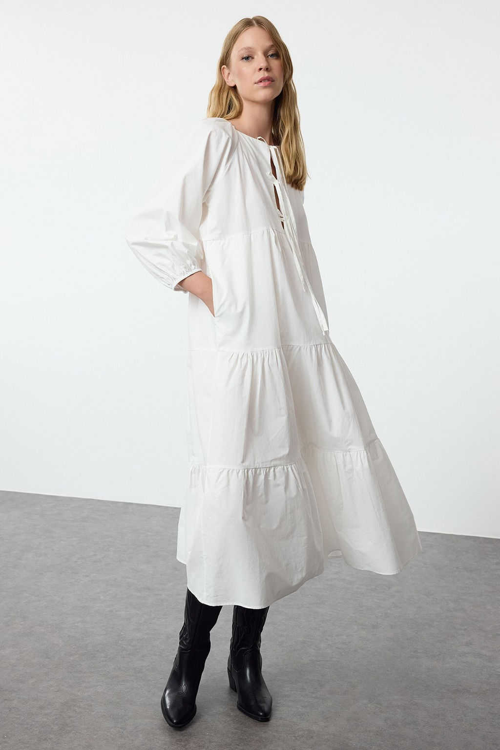 TRENDYOLMILLA Beyaz Rahat Kal?p Fiyonklu Midi Dokuma Elbise TWOAW25EL00329 фото 7