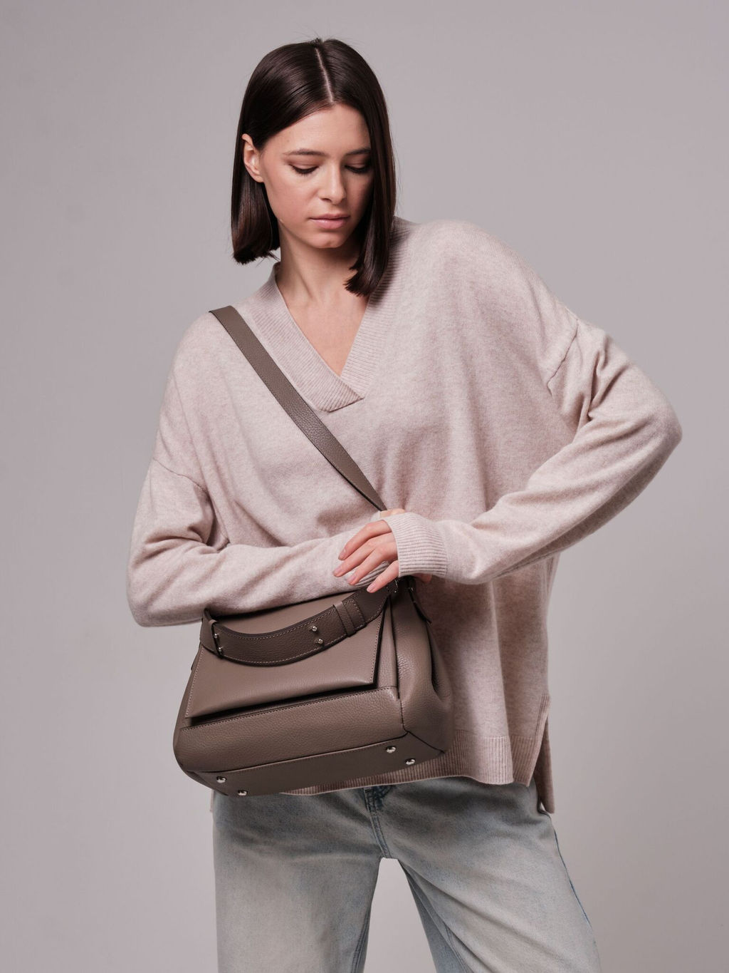 Сумка кожаная сэтчел Deboro 30923 тауп