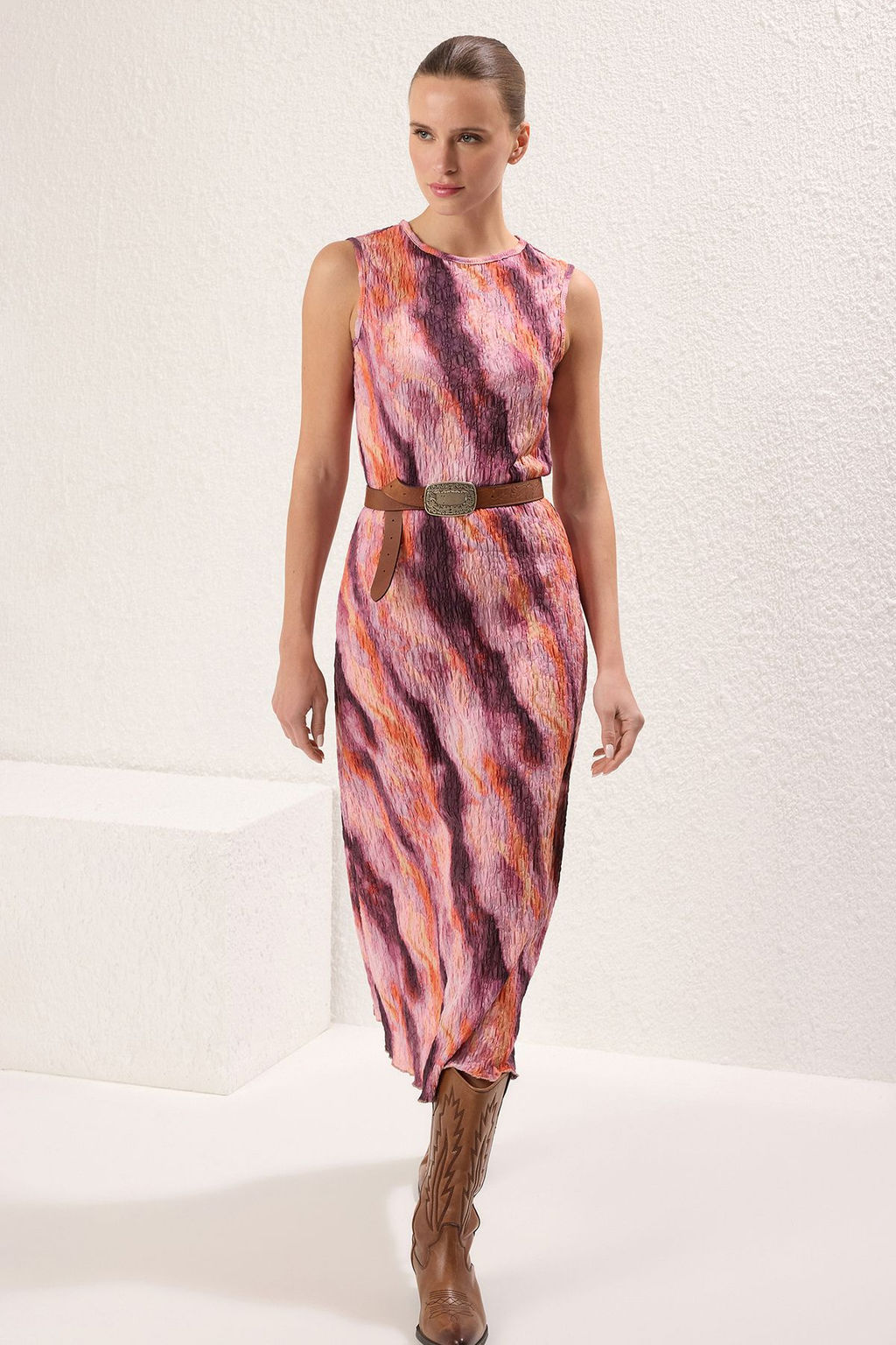 Cok Renkli Fitted/Vucuda Oturan Soyut Bask?l? Maxi Esnek Orme Elbise TWOSS25EL00535 - Trendyolmilla фото 2