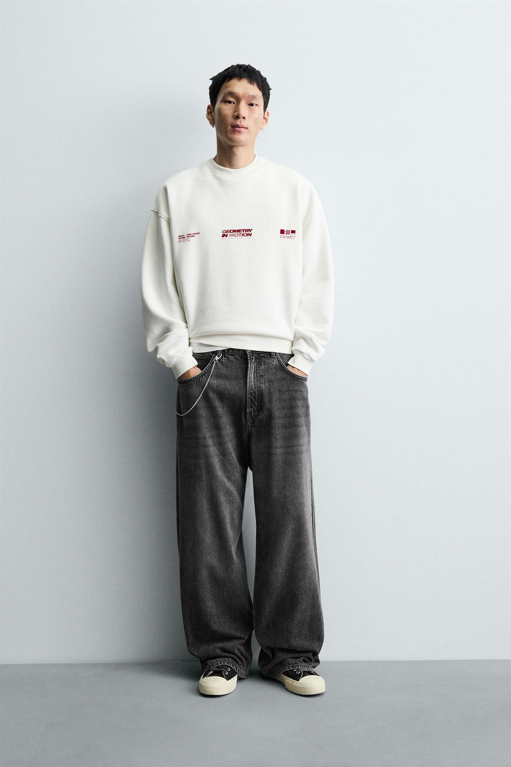 PRINTED SLOGAN SWEATSHIRT