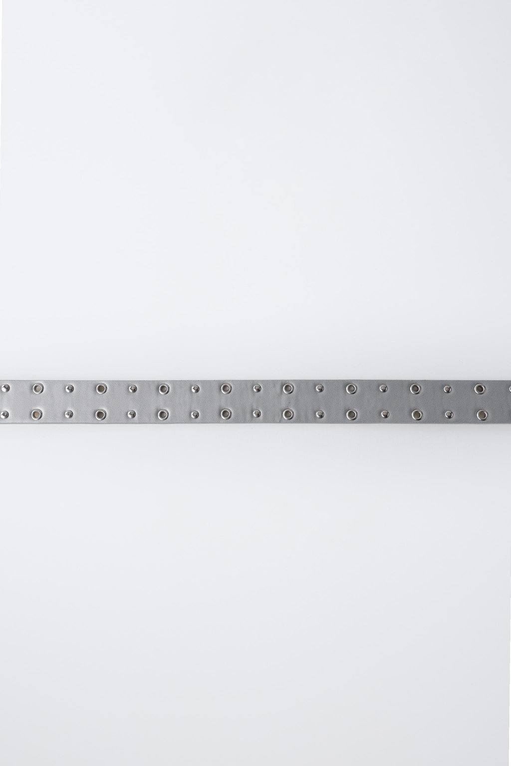 CINTUR?N TACHAS MET?LICO / Plata - Zara фото 3